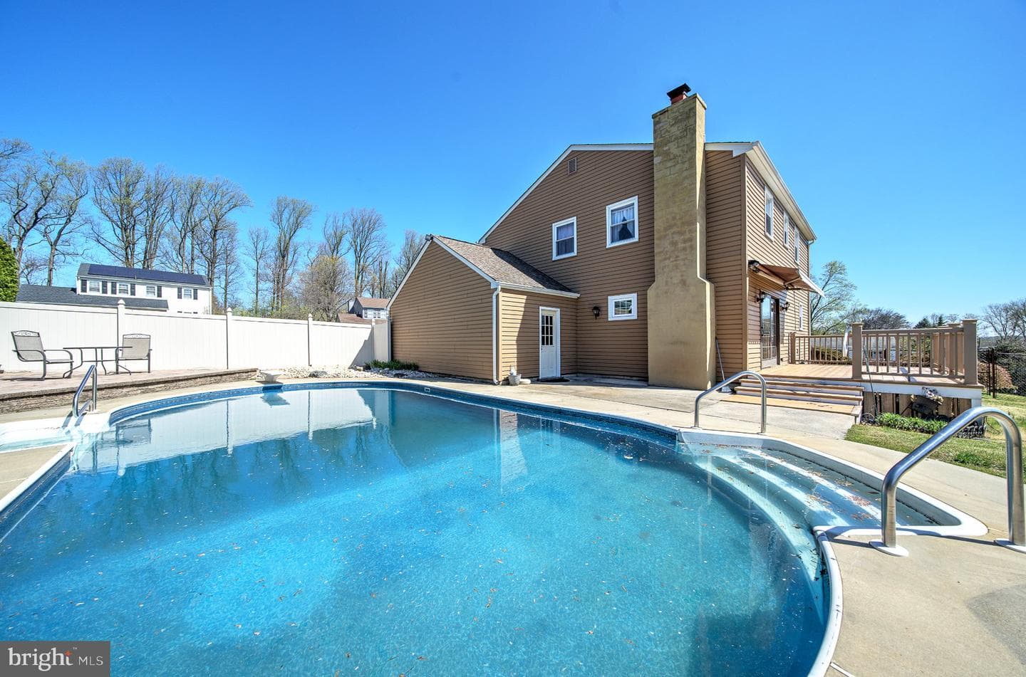 2533 Skyview photo 19