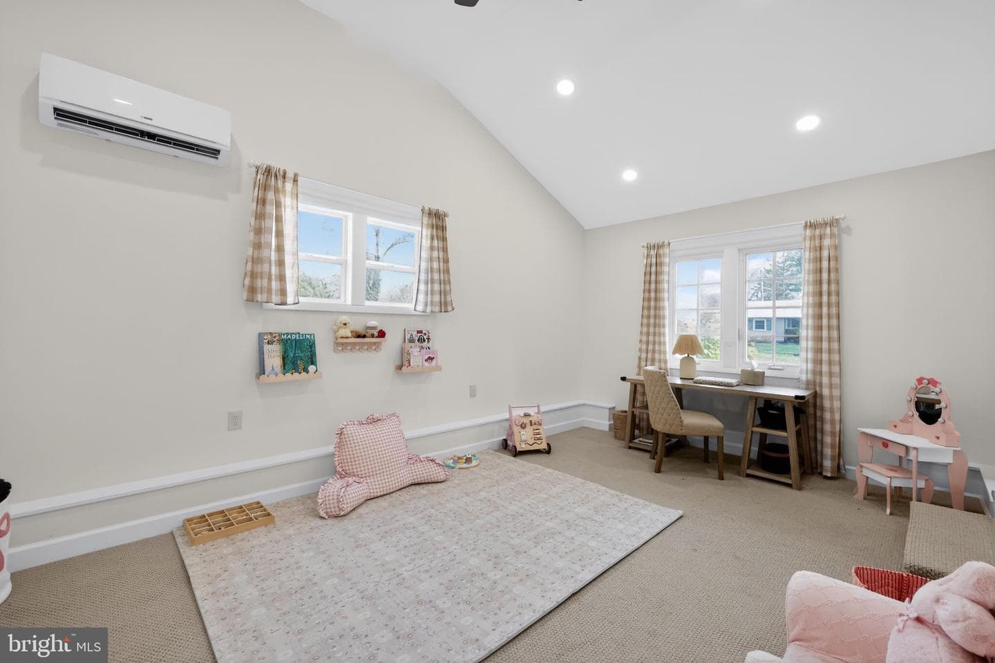 28 Manor Lane #N photo 13