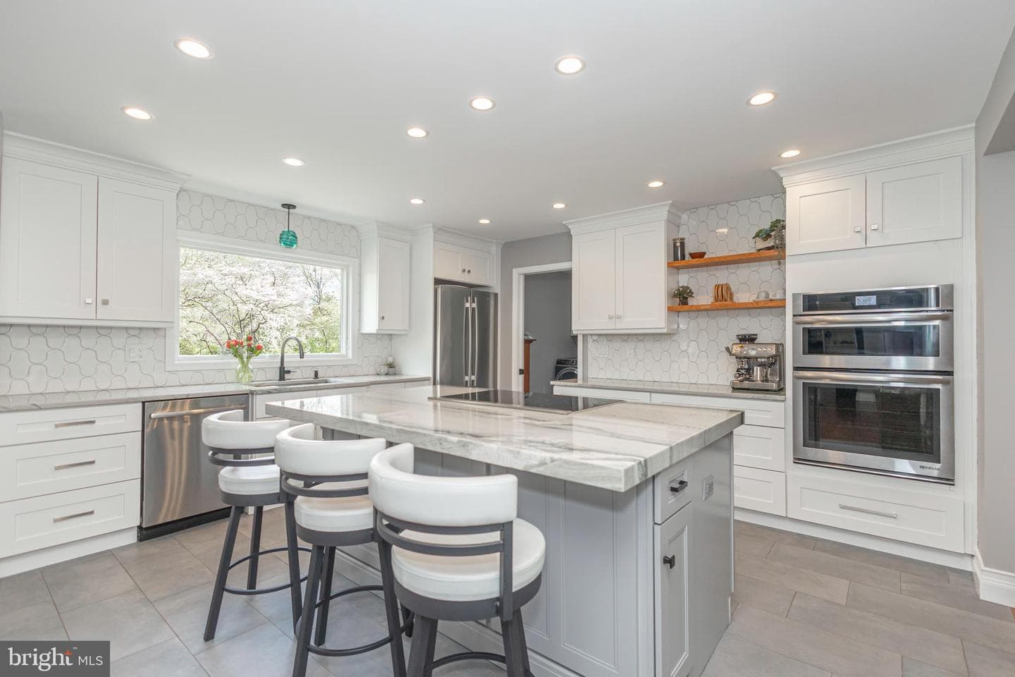 106 Spencer Road photo 14
