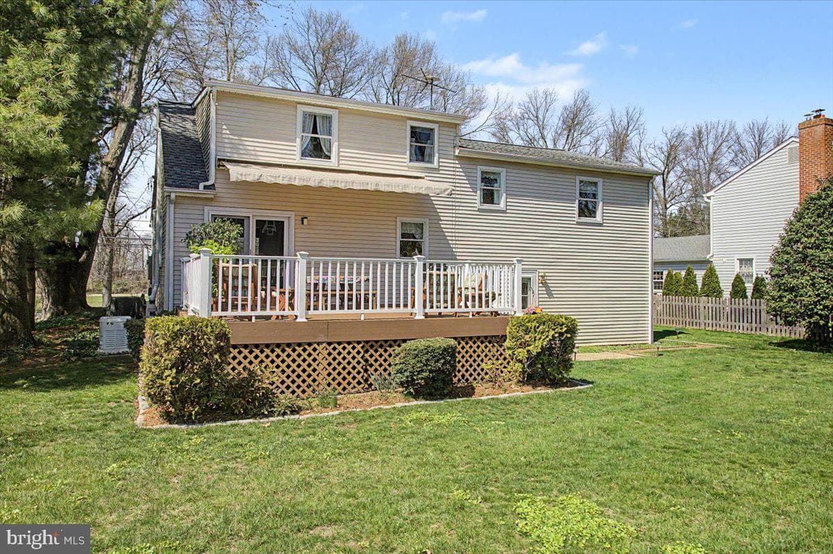 528 E Court Street photo 46