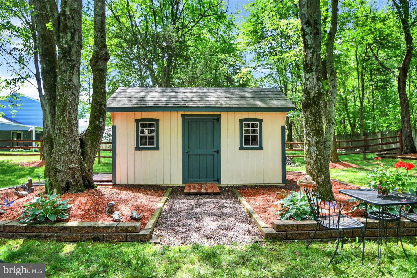 106 Gertrude Drive photo 24