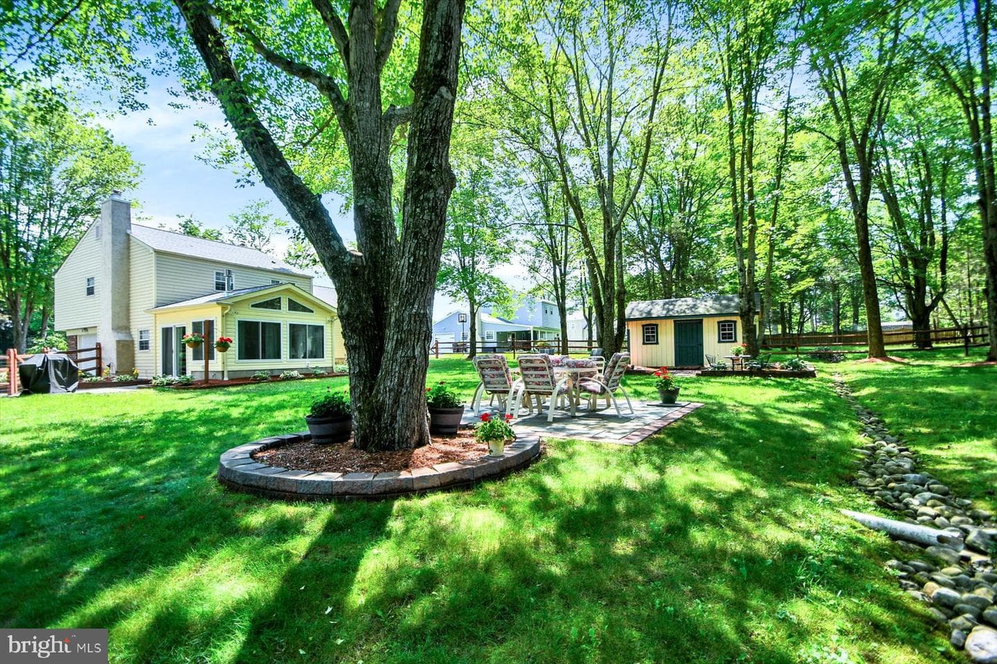 106 Gertrude Drive photo 8