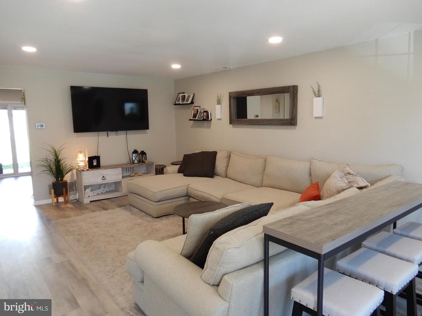 72 Greenridge Circle photo 4