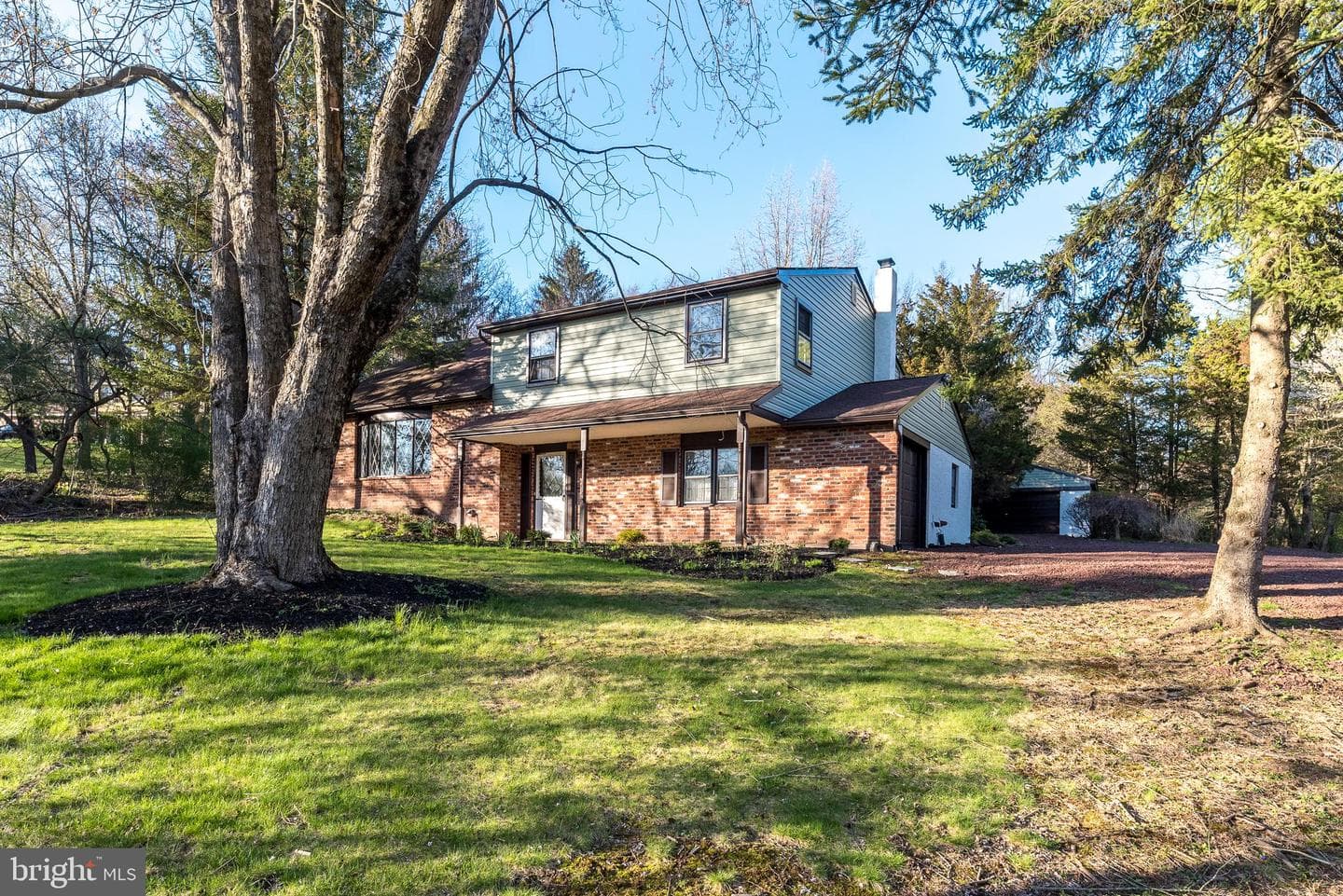 1631 Keystone Drive photo 4