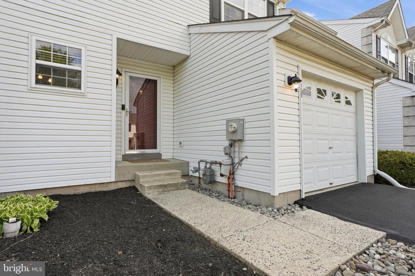 159 Hampshire Drive photo 3