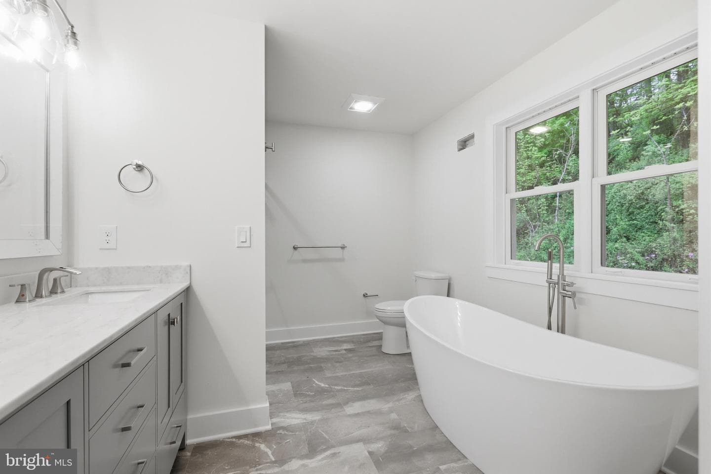 759 River Rd photo 37