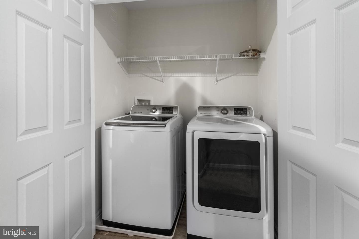 494 Rowan Street photo 27