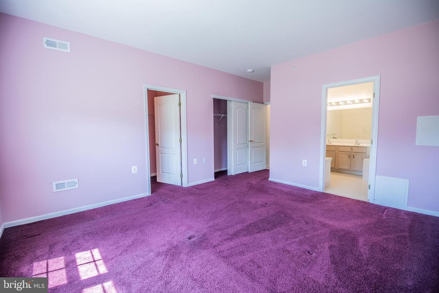 135 S Founders Court photo 21