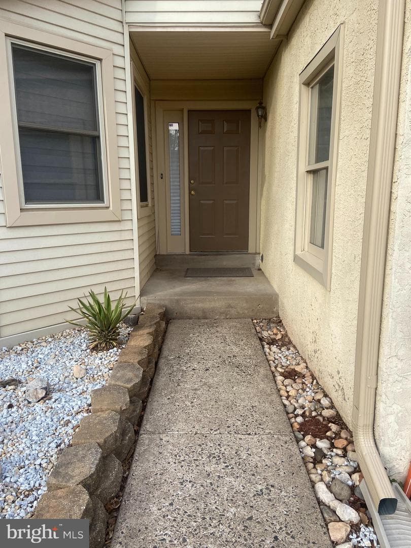 252 Sycamore Circle photo 3