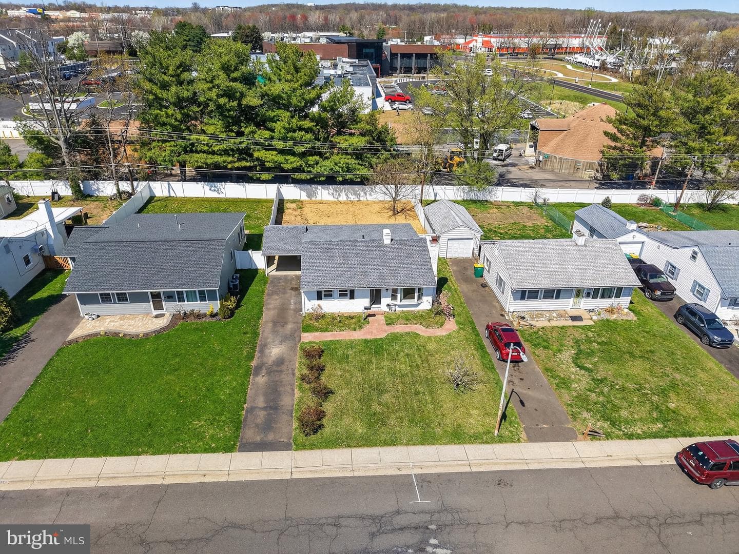 325 Austin Drive photo 33