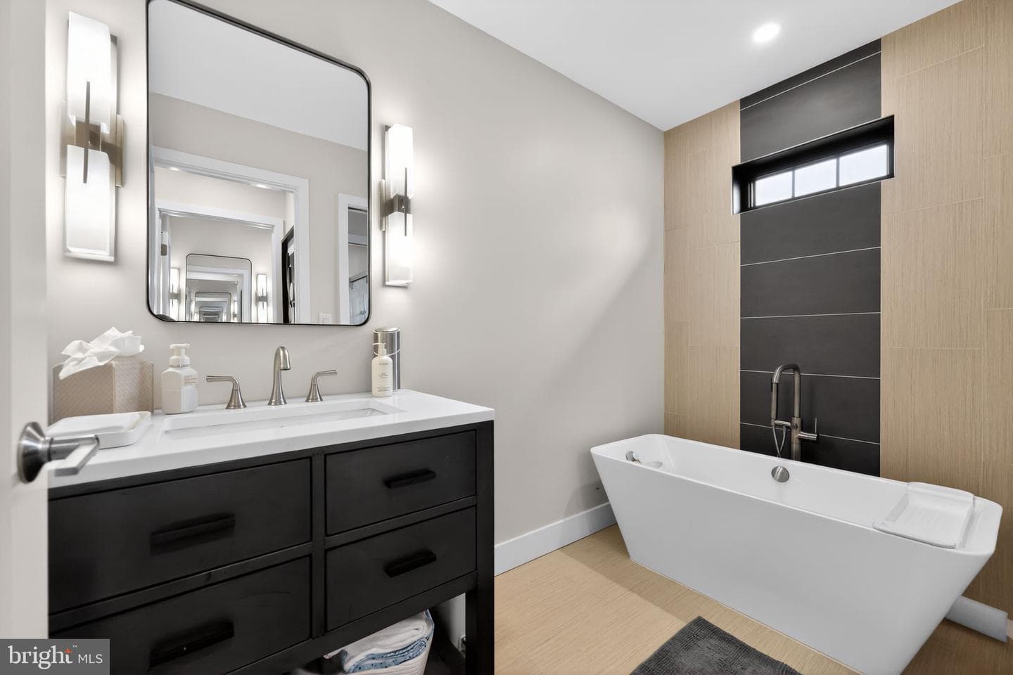 694 Countess Drive photo 45
