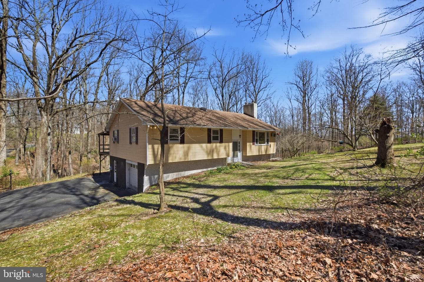 2200 Chestnut Road photo 2