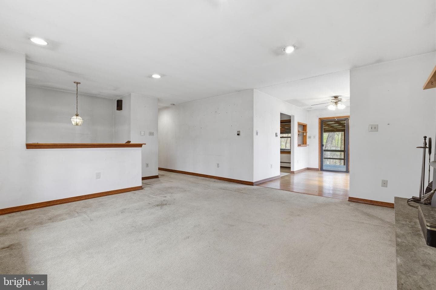 2200 Chestnut Road photo 9