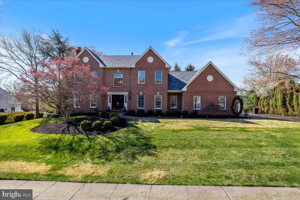 1488 Heather Ridge Drive photo 2