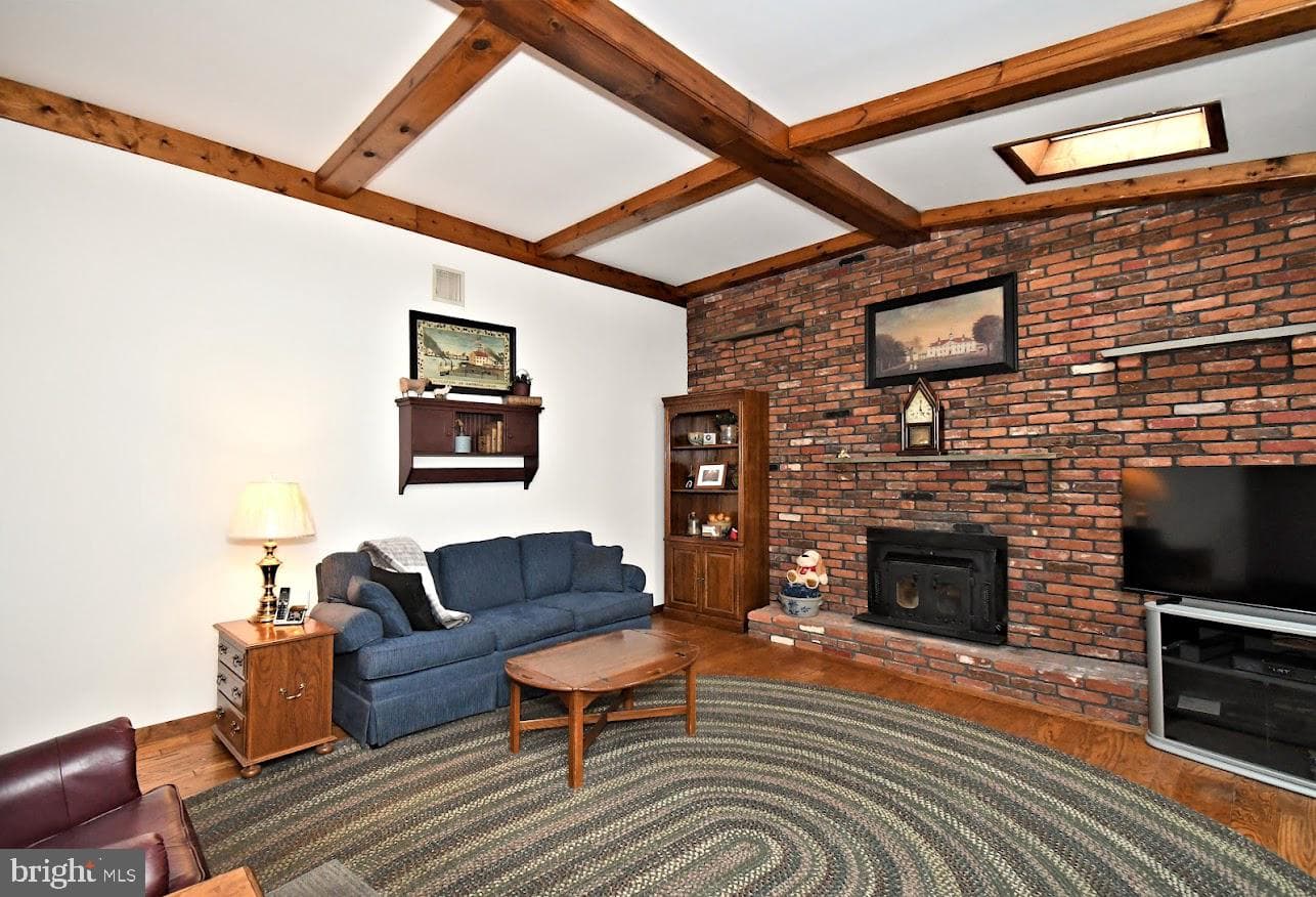 31 Farber Drive photo 12