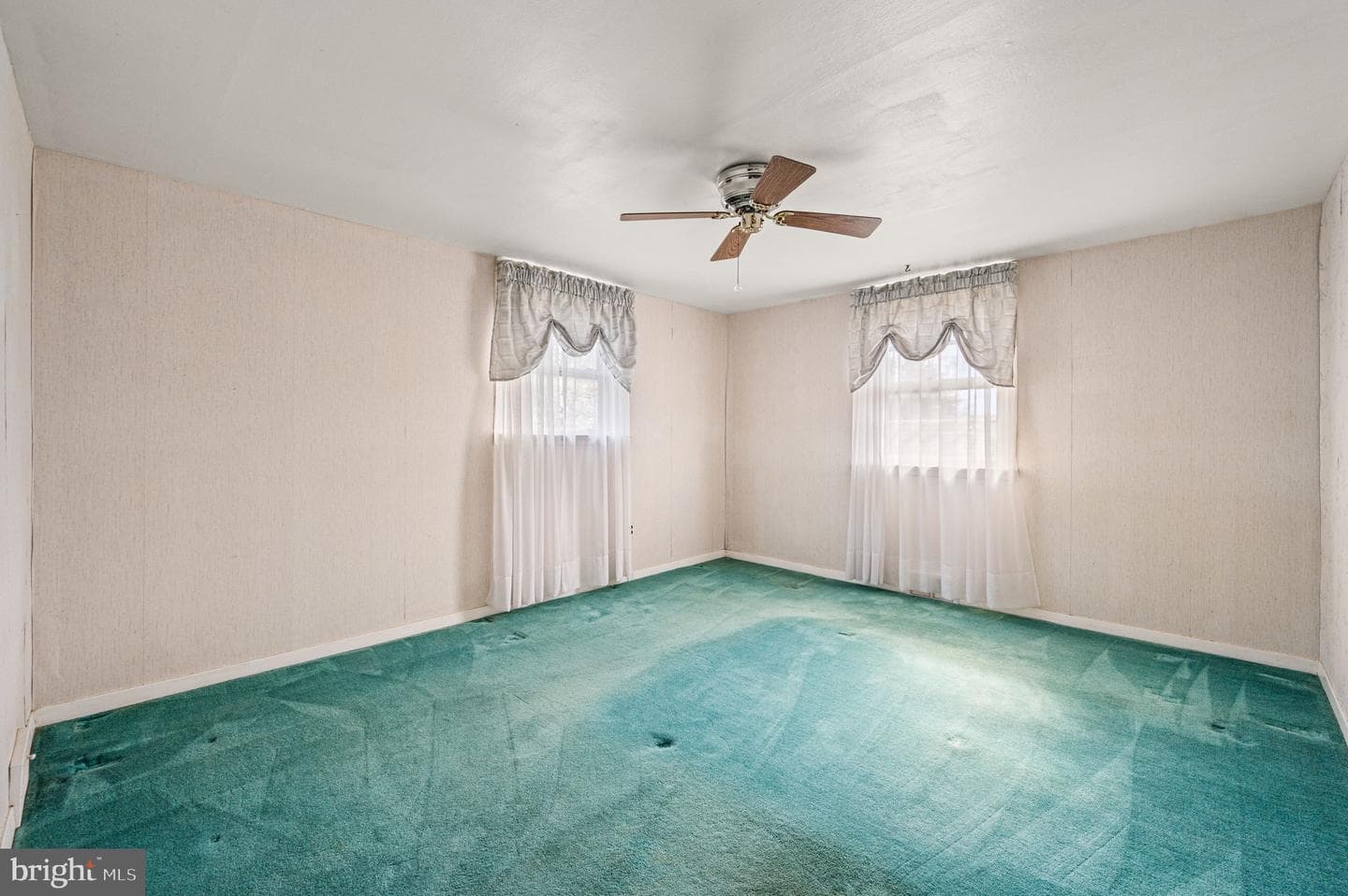 4938 Sunrise Avenue photo 15