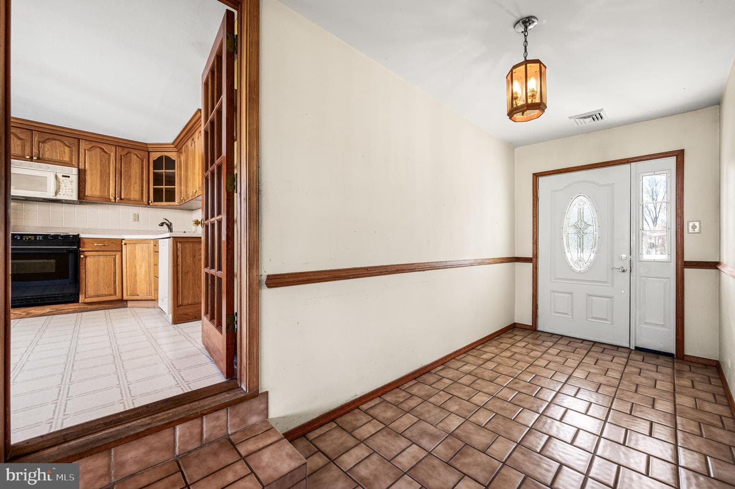 4938 Sunrise Avenue photo 4