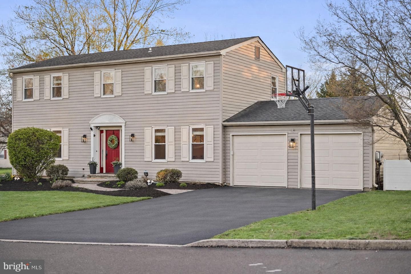 487 Old Mill Drive photo 2