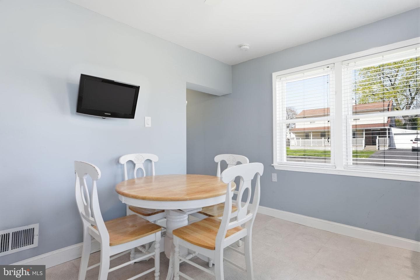 1615 Pleasant Drive photo 12