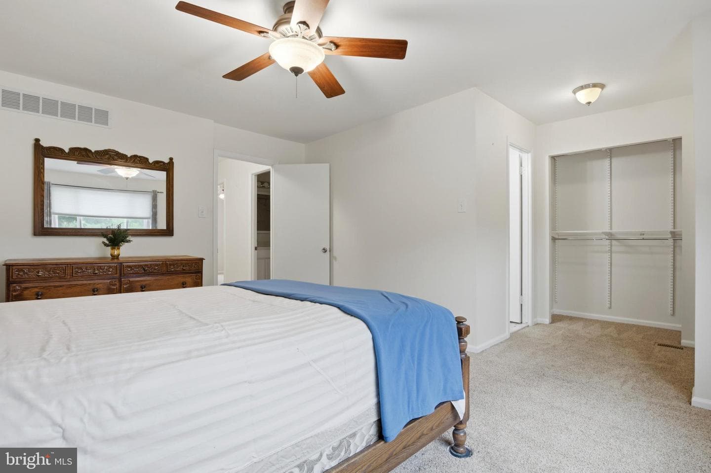 1023 Burnley Court photo 13