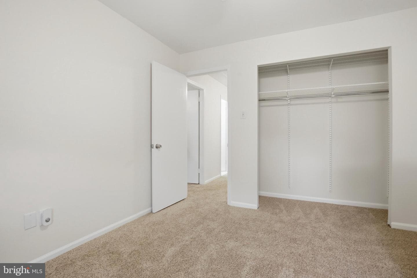 1023 Burnley Court photo 17