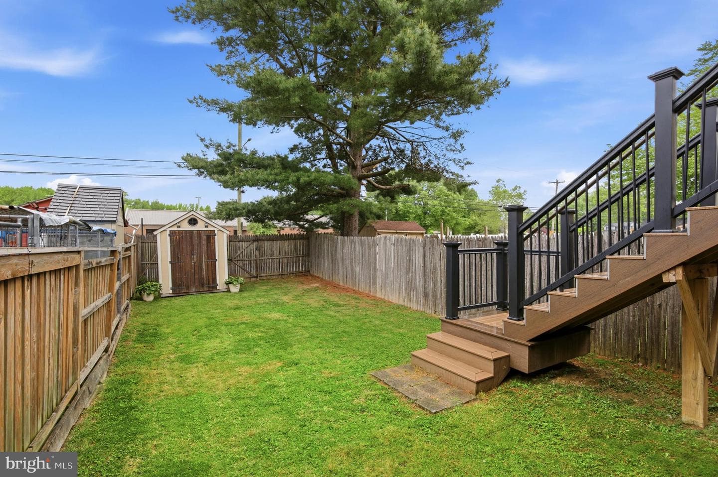 1023 Burnley Court photo 25