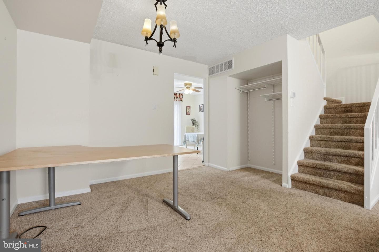 1023 Burnley Court photo 6
