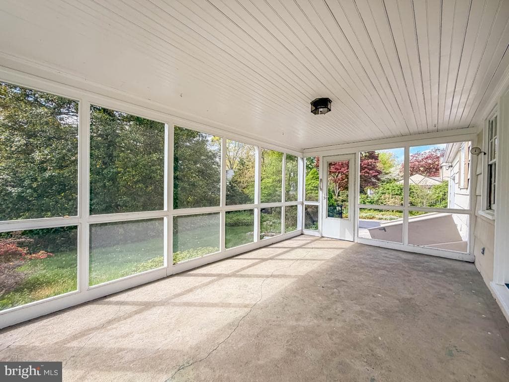 5 Saint James Place photo 29