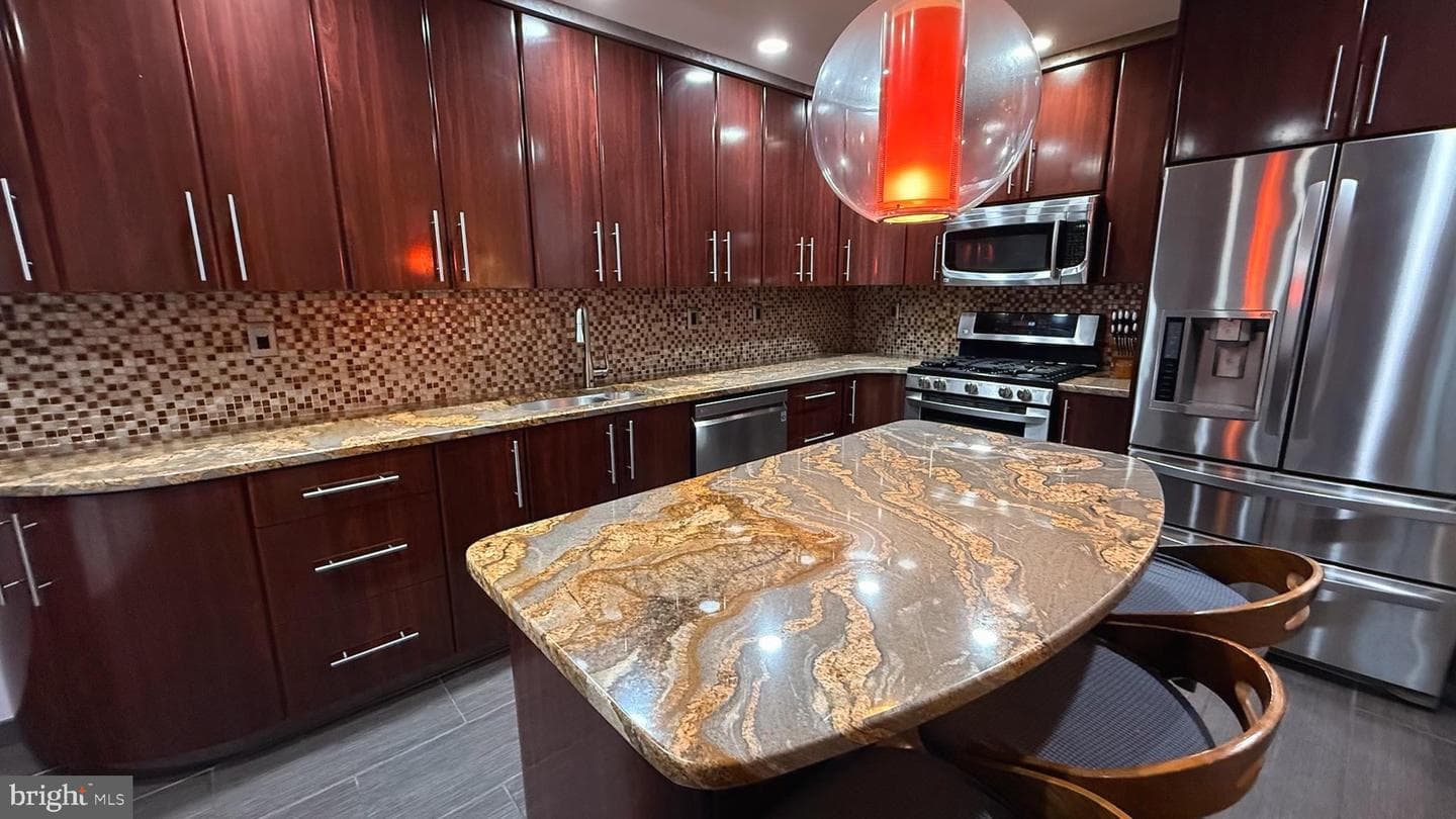 105 Silver Oak Court photo 14