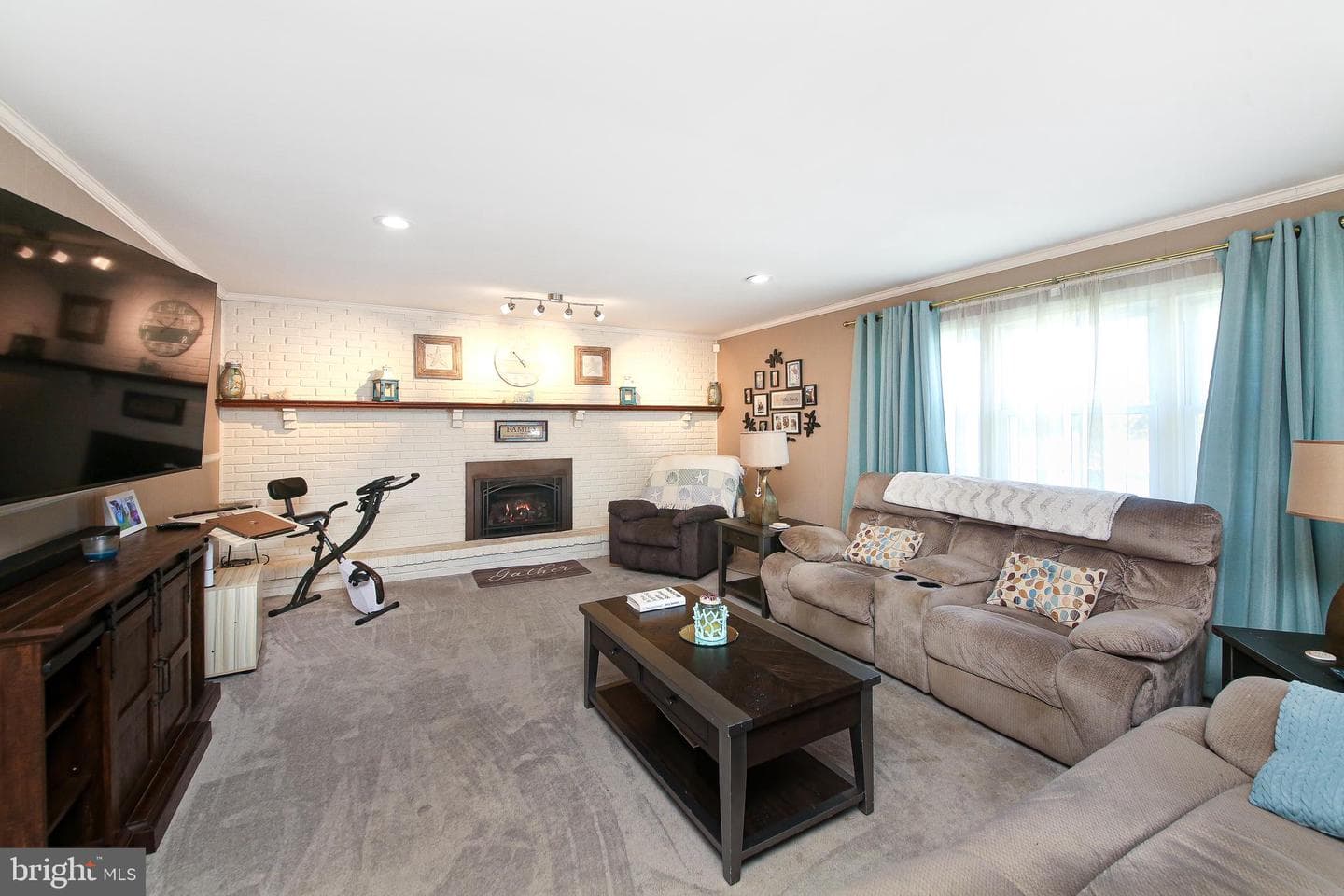 509 Ehret Road photo 11