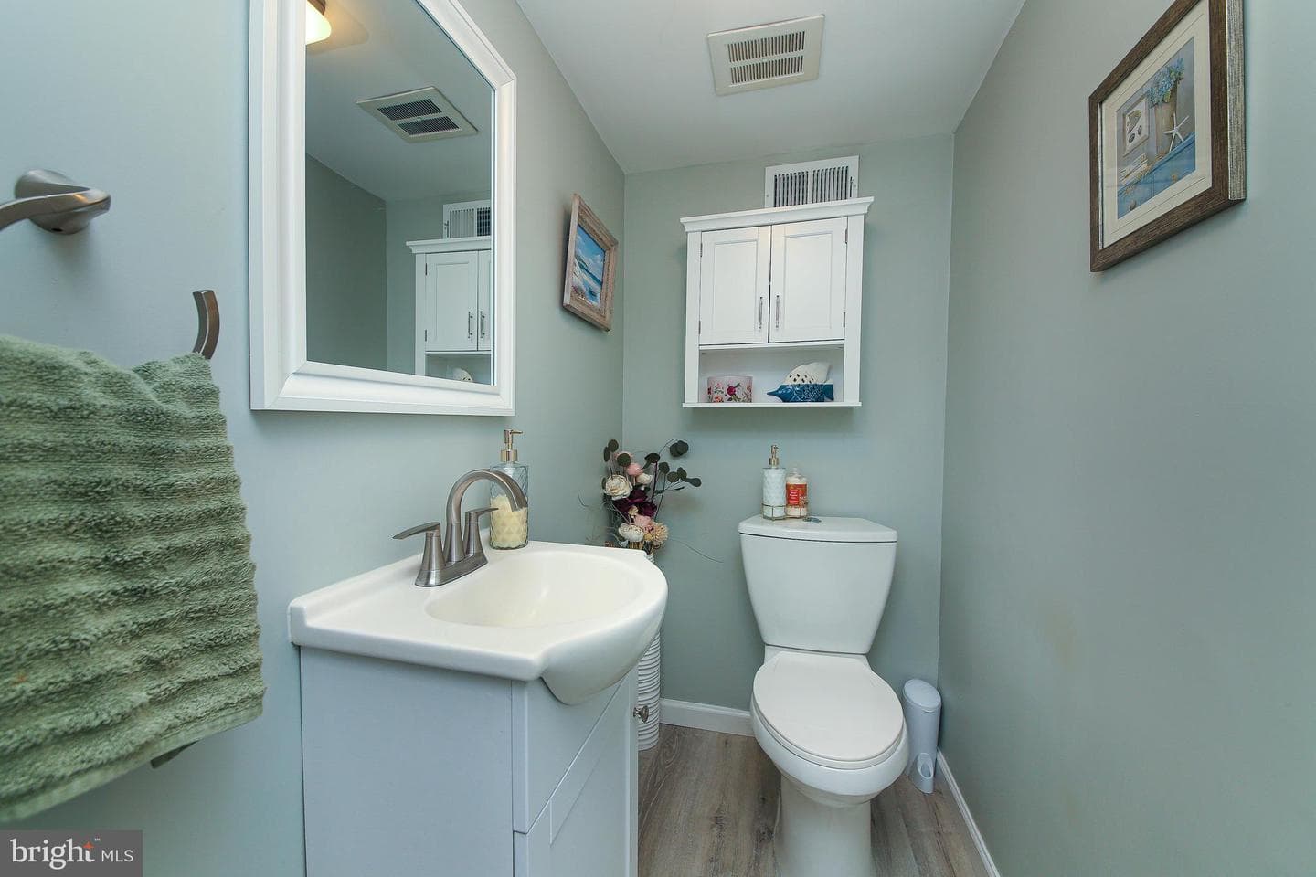 509 Ehret Road photo 14