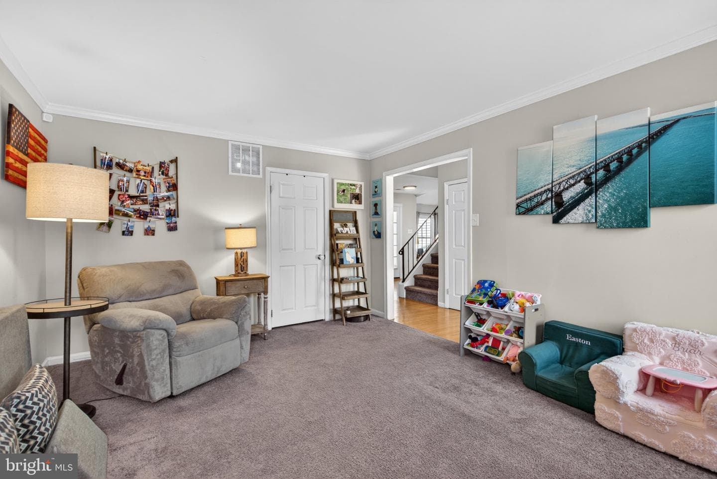 329 Canterbury Court photo 16