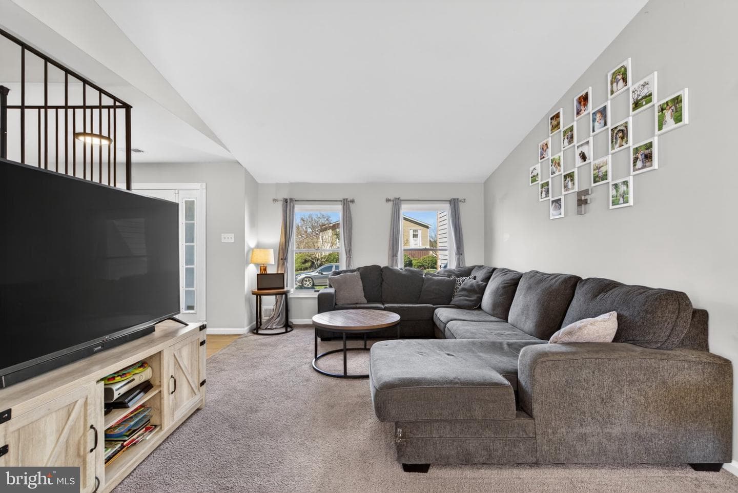 329 Canterbury Court photo 6