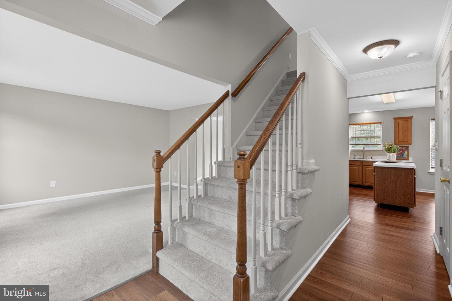510 Penny Lane photo 2