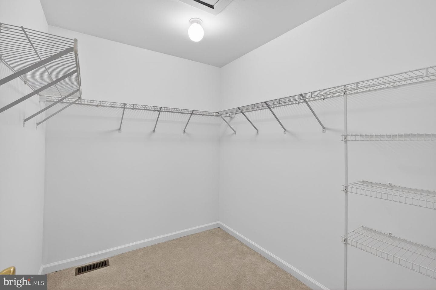 510 Penny Lane photo 38