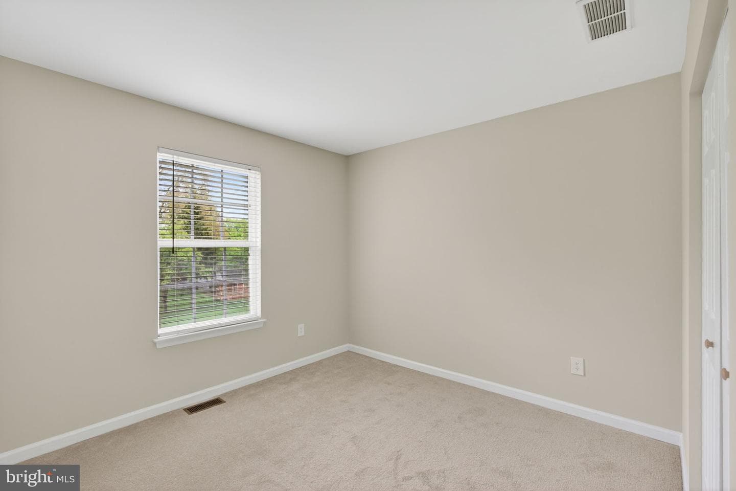 510 Penny Lane photo 39