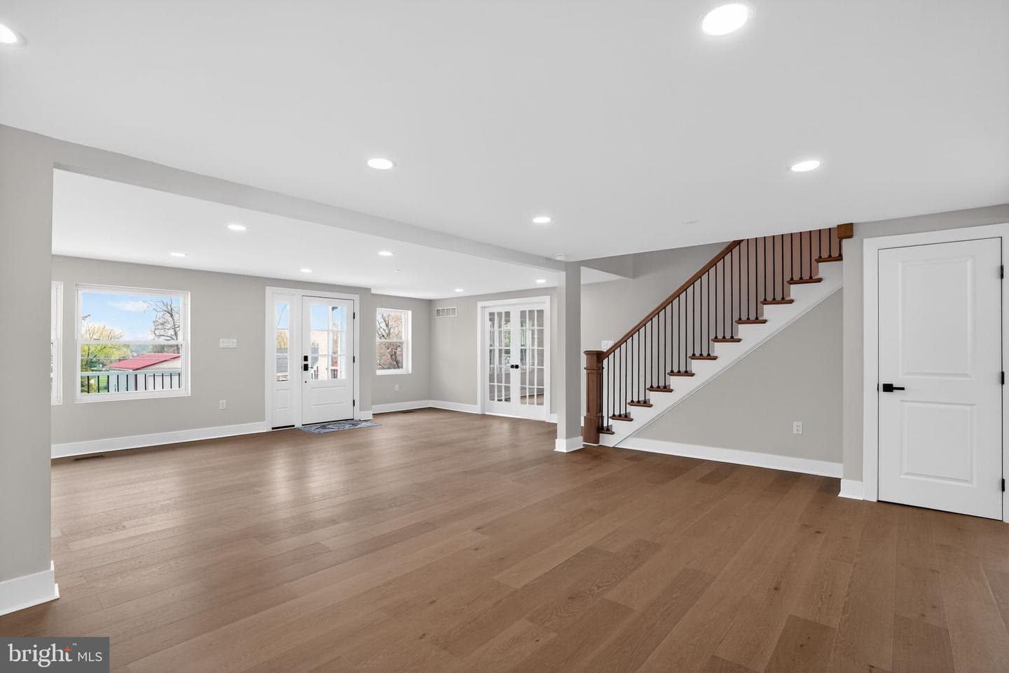 536 Taylor Avenue photo 13