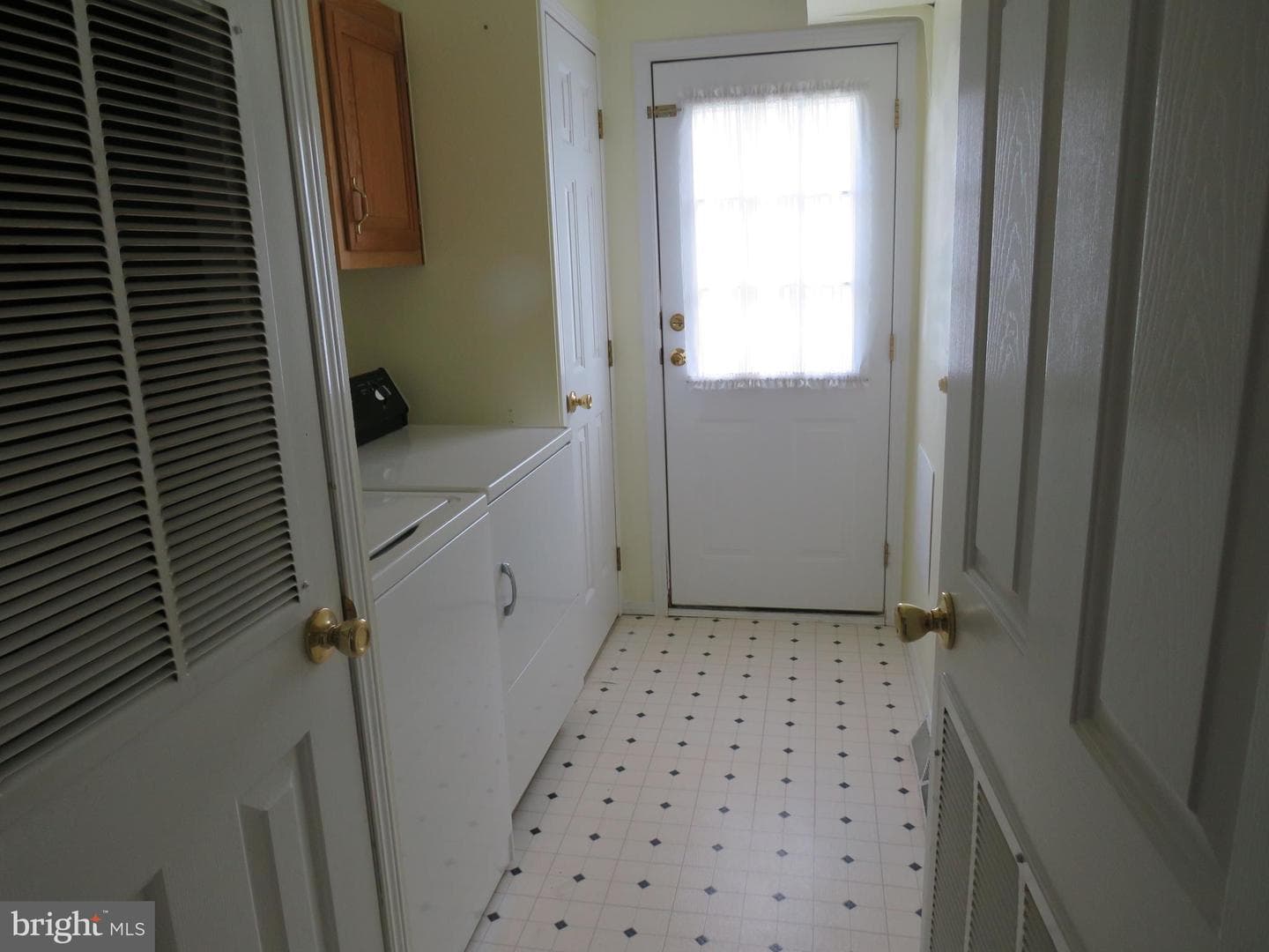 368 Countryside Circle photo 21