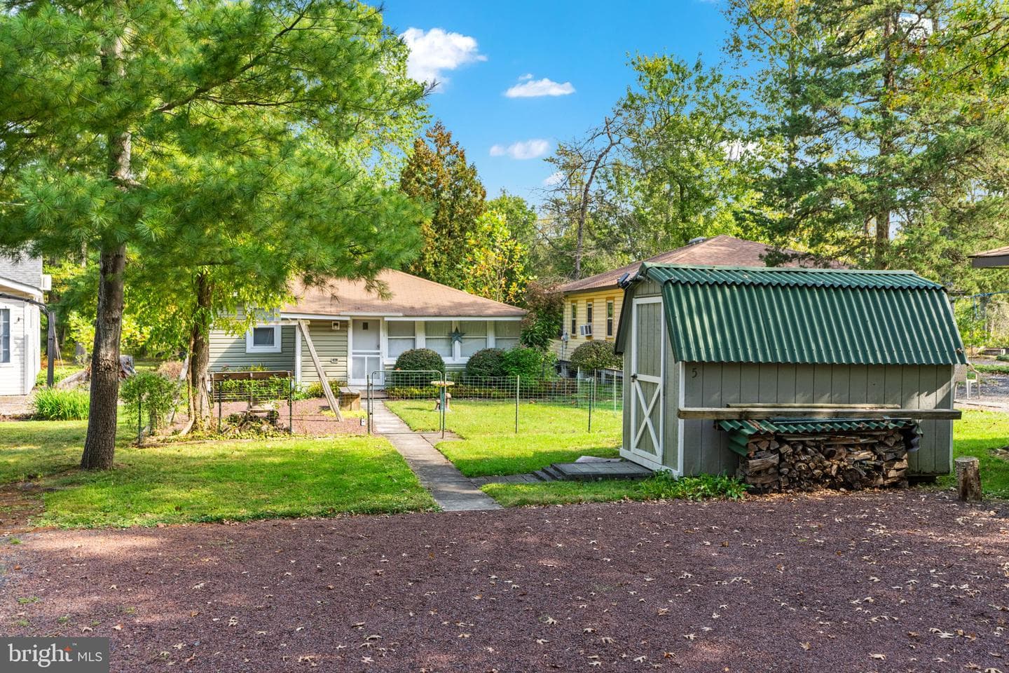 1285 Nursery Road #cabin 5 photo 27