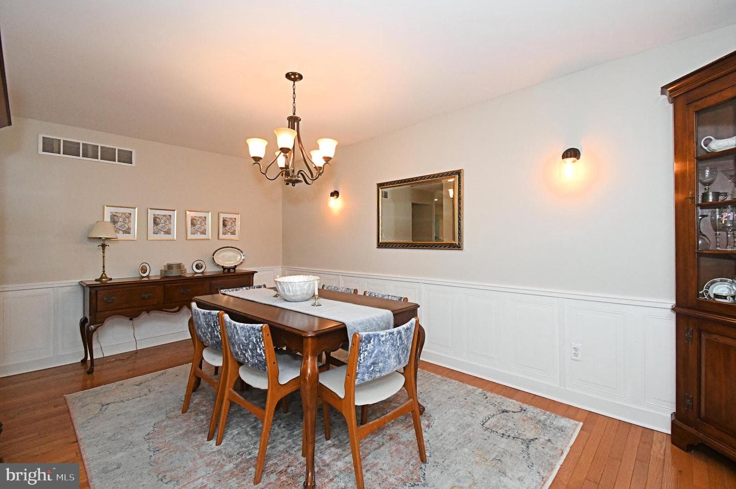 235 Argyle Road photo 13
