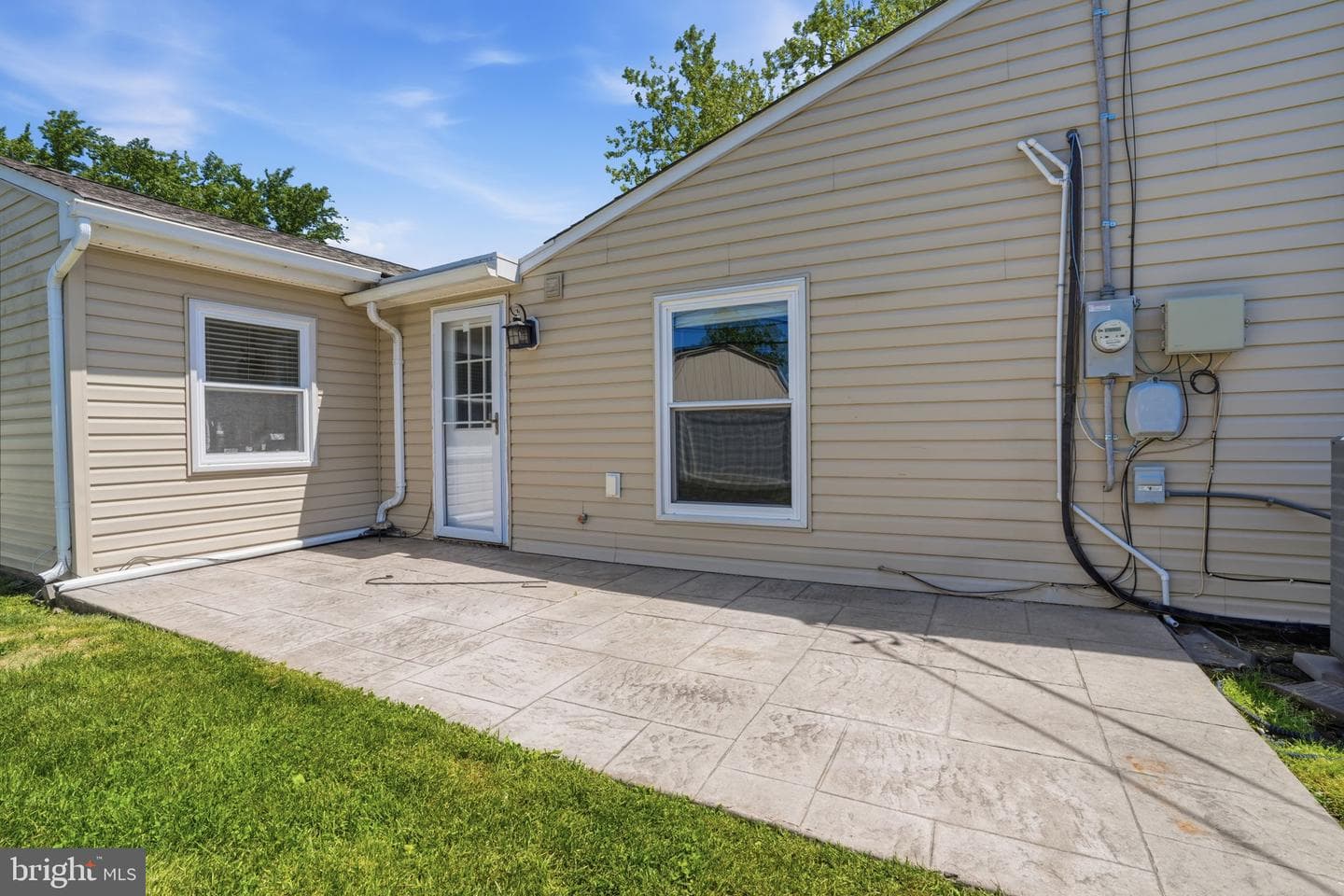 35 Ember Lane photo 23