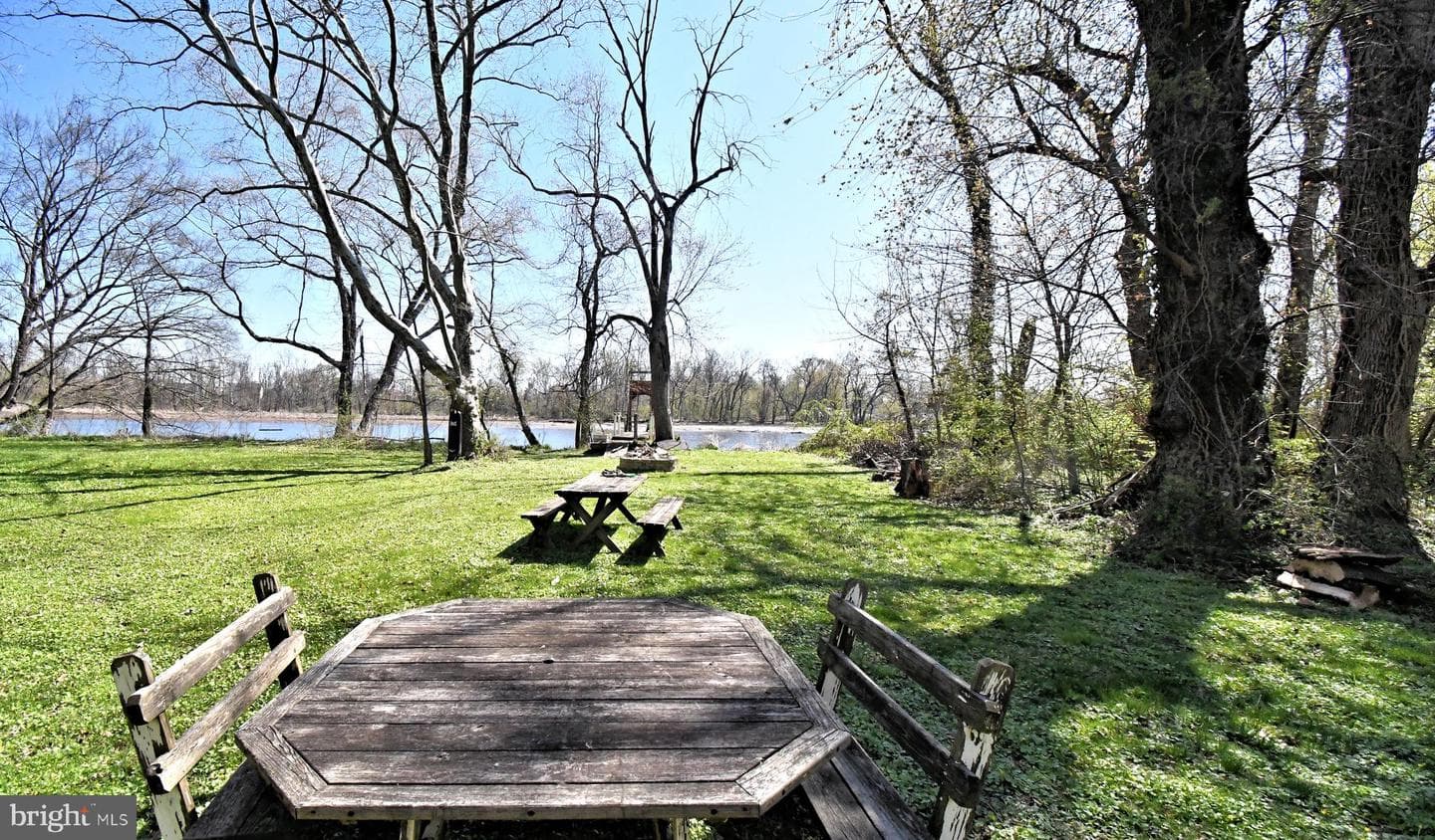 755 Haunted Lane photo 36