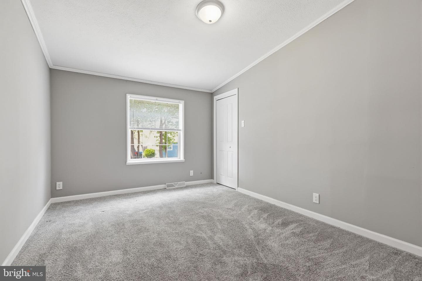 1137 Second Avenue photo 25