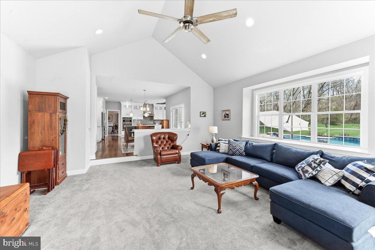 16 Green Way Drive photo 10