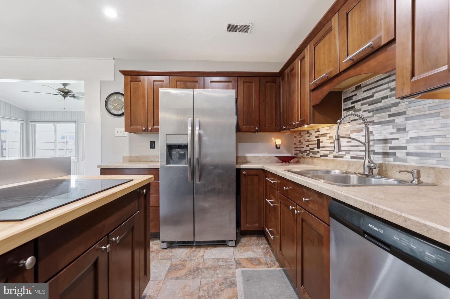 6142 Craig Avenue photo 10