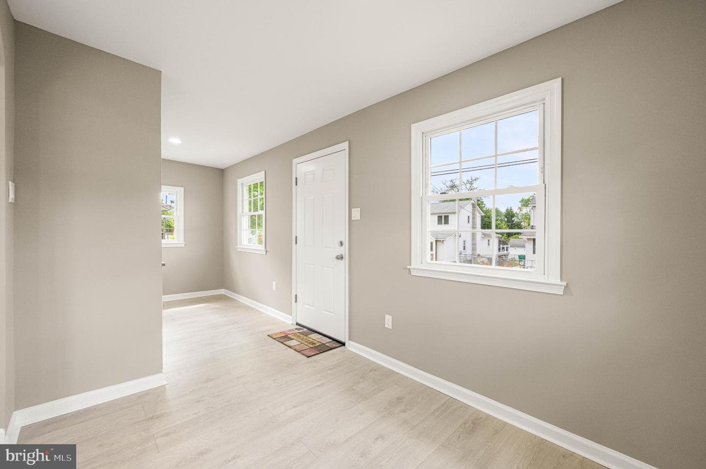 610 Princess Avenue photo 4