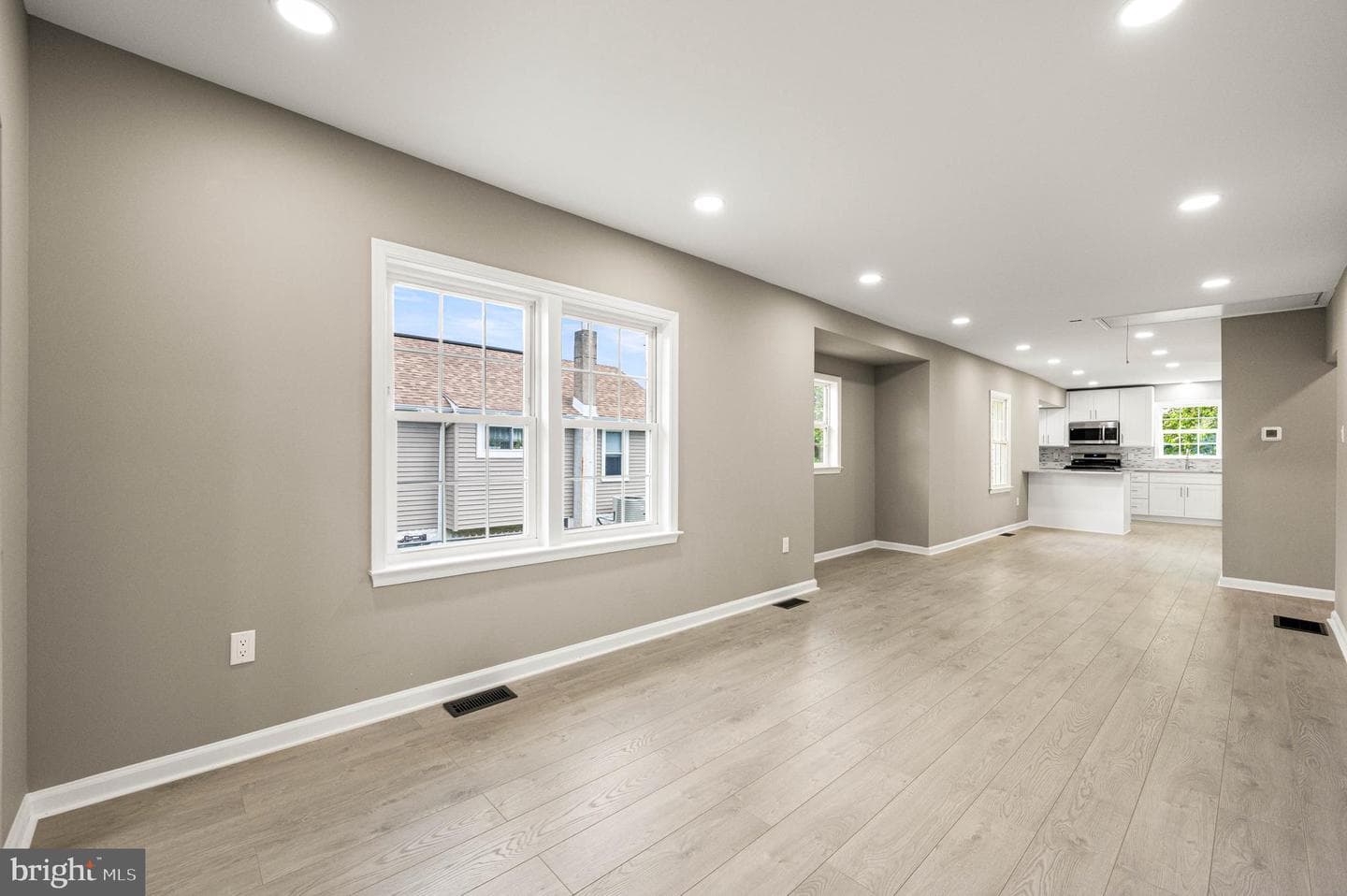 610 Princess Avenue photo 5