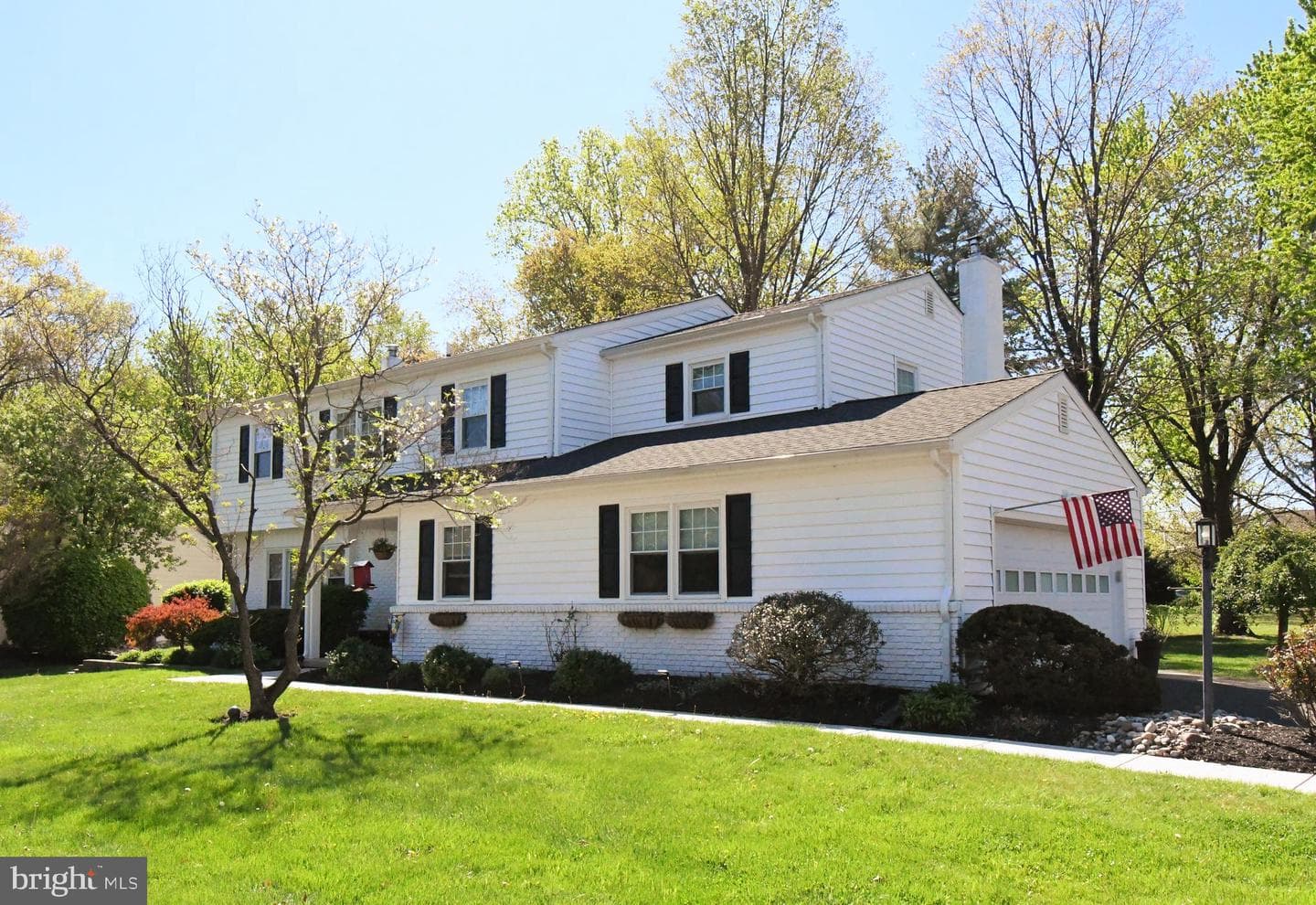 1608 S Crescent Boulevard photo 2