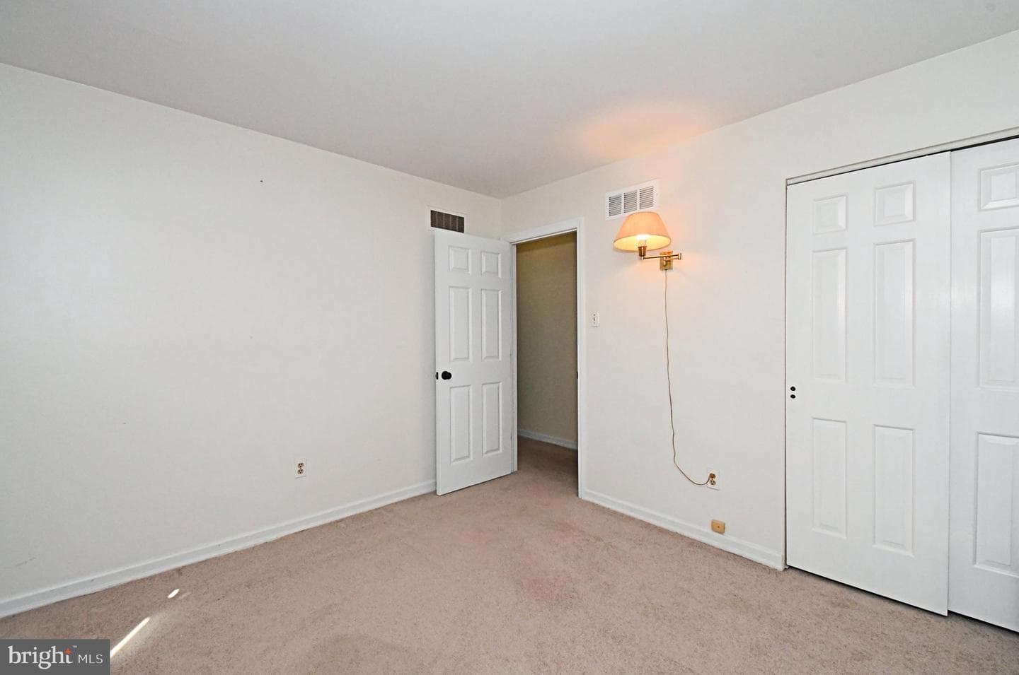 1608 S Crescent Boulevard photo 36