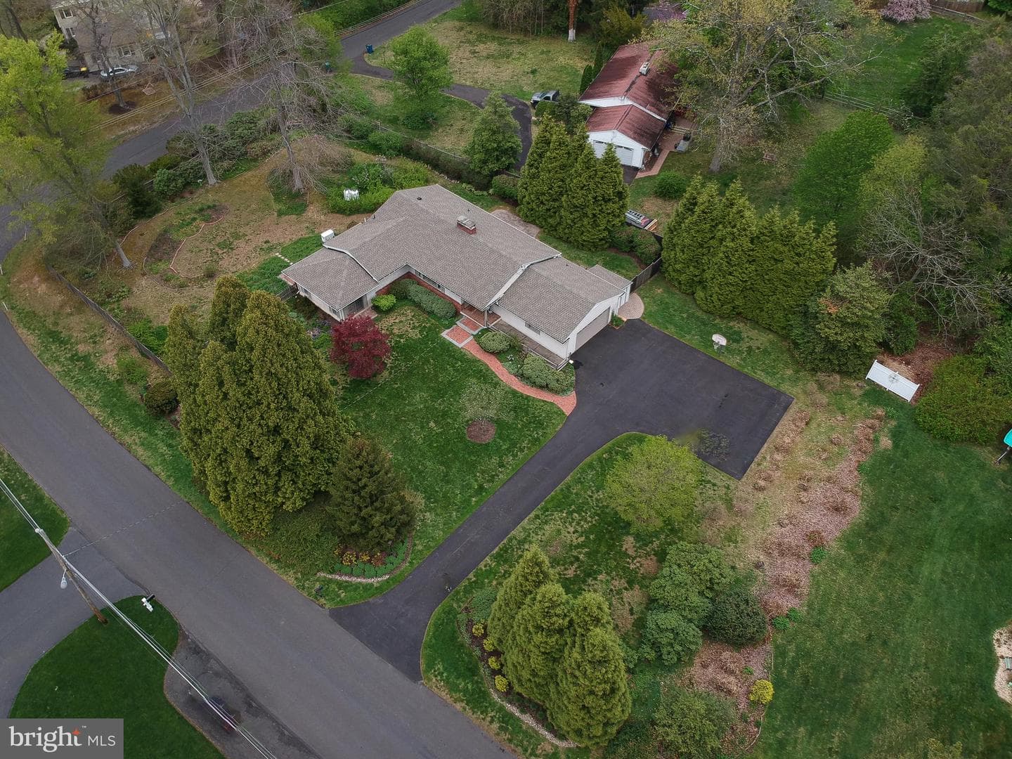 95 Springs Drive photo 42